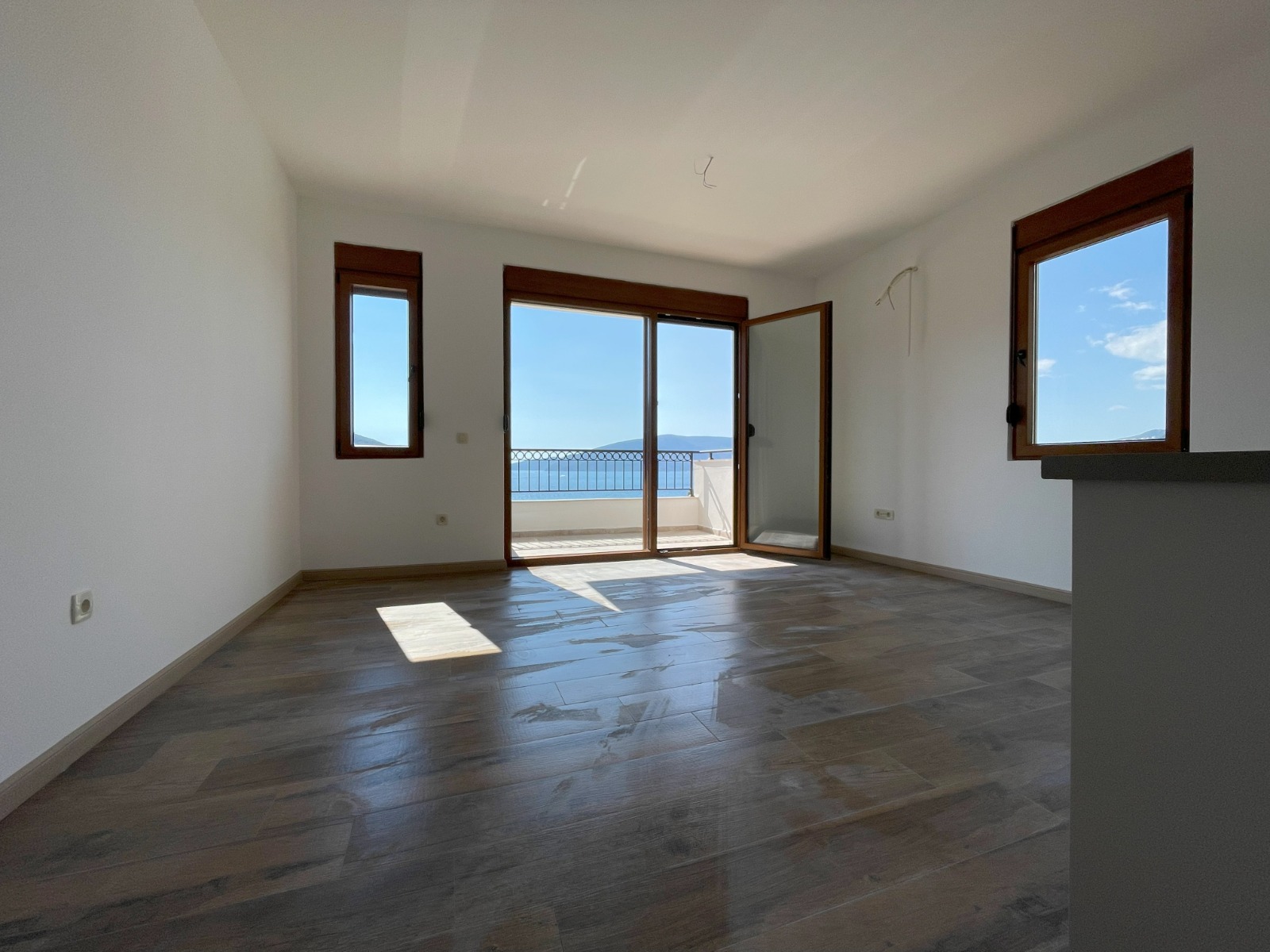 For Sale One Bedroom Apartment