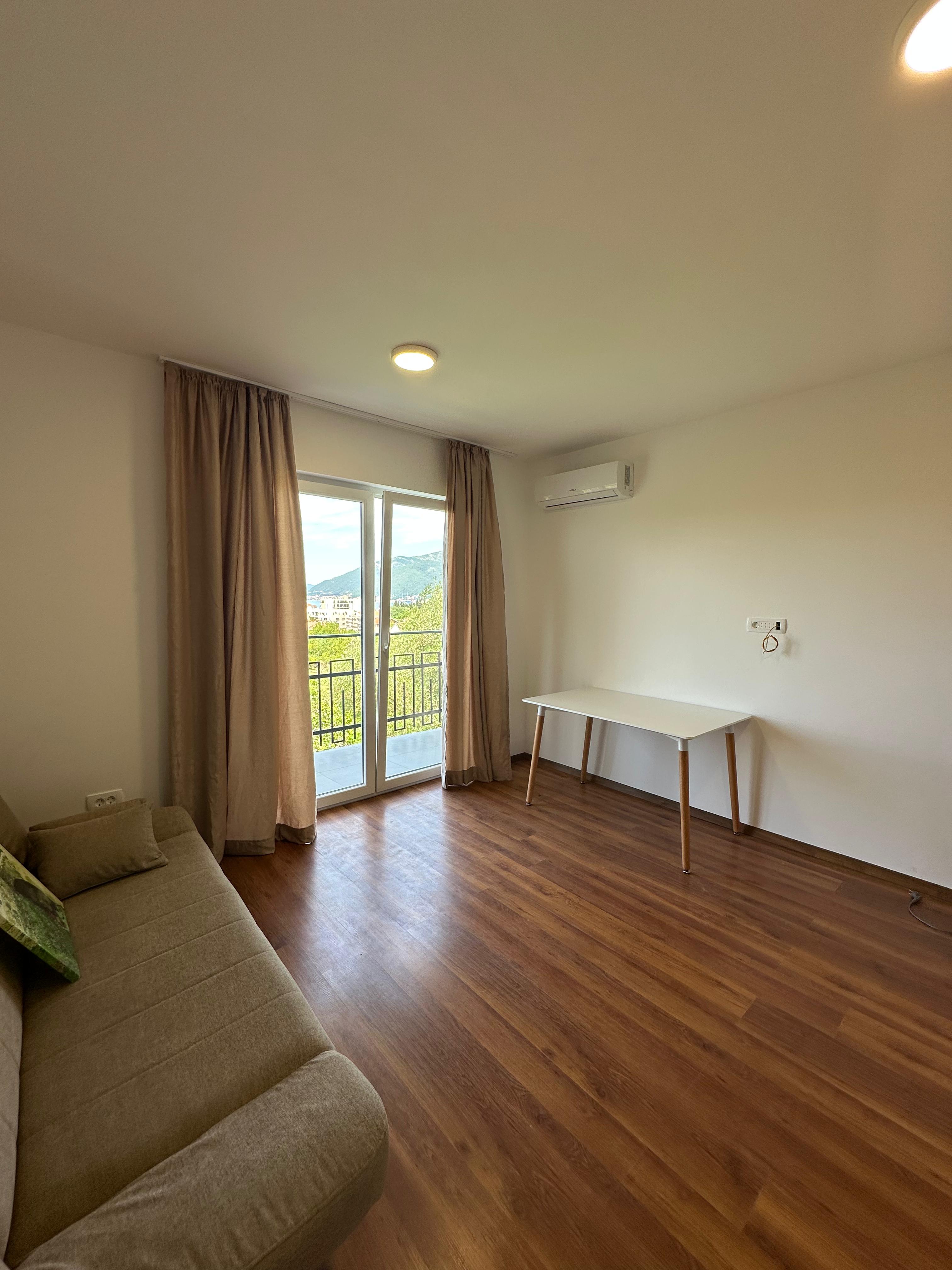 One Bedroom Apartment
