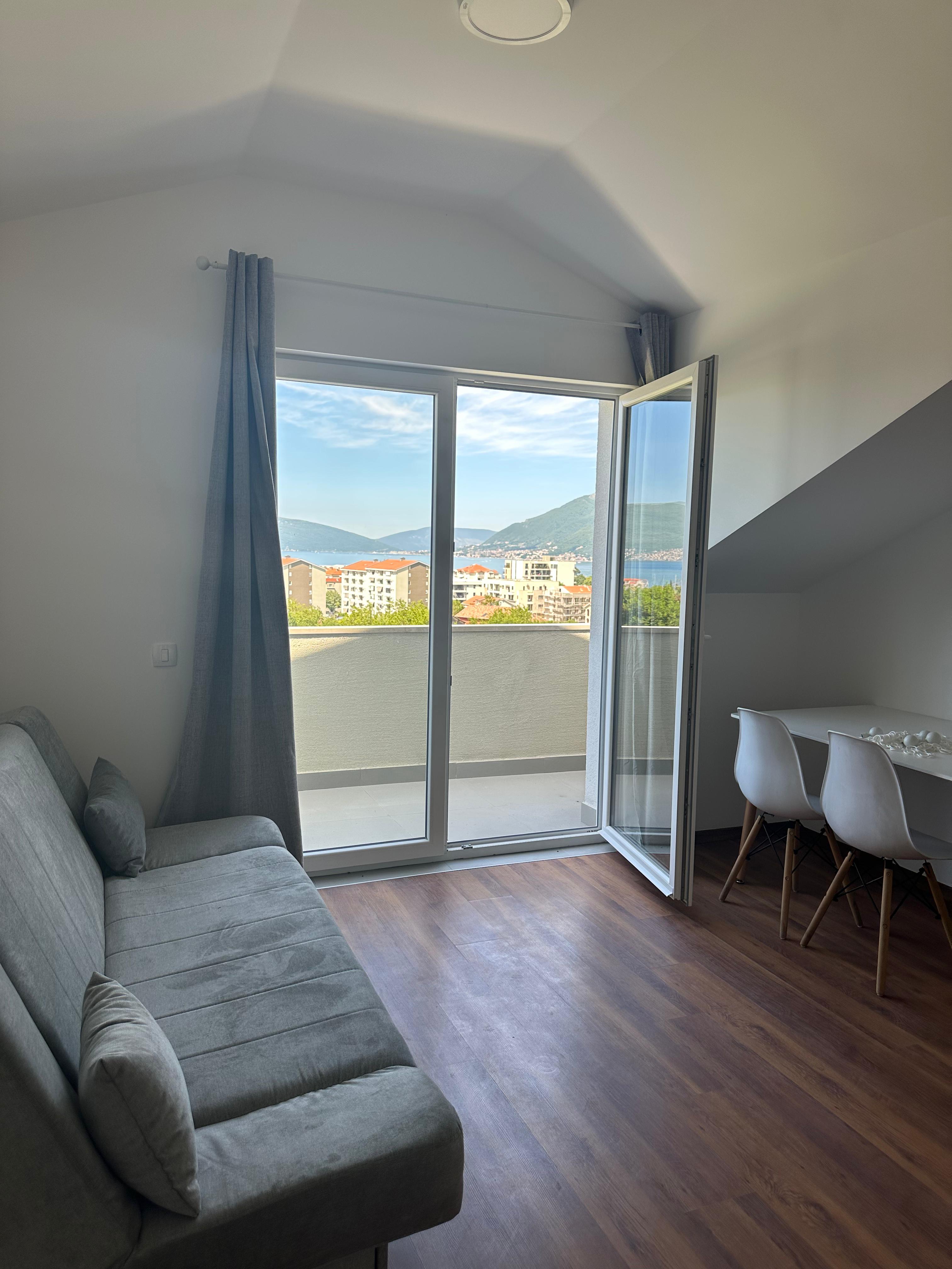 One Bedroom Apartment