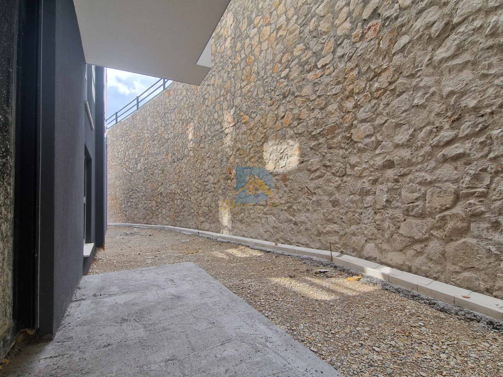 For Sale One Bedroom Apartment - Resim 8