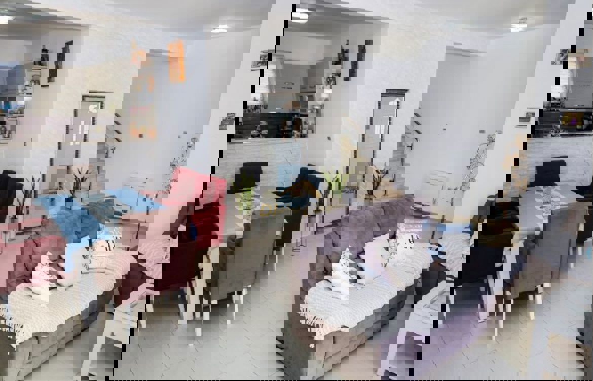 For Rent Three Bedroom House - Resim 2