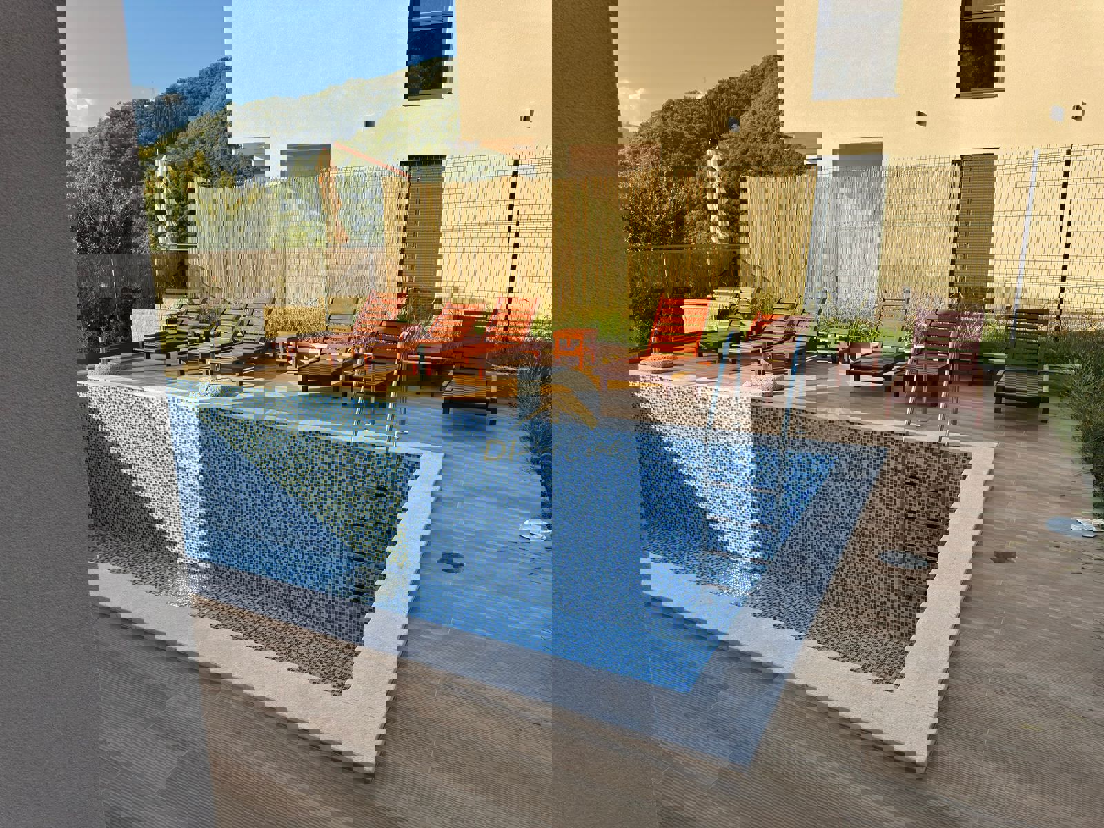 For Rent Villa Four Bedroom with Pool and Sauna - Resim 17