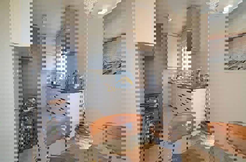 For Sale Two Bedroom Apartment - Resim 3