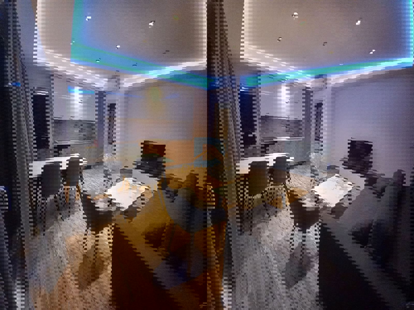 For Sale Two Bedroom Apartment - Resim 2