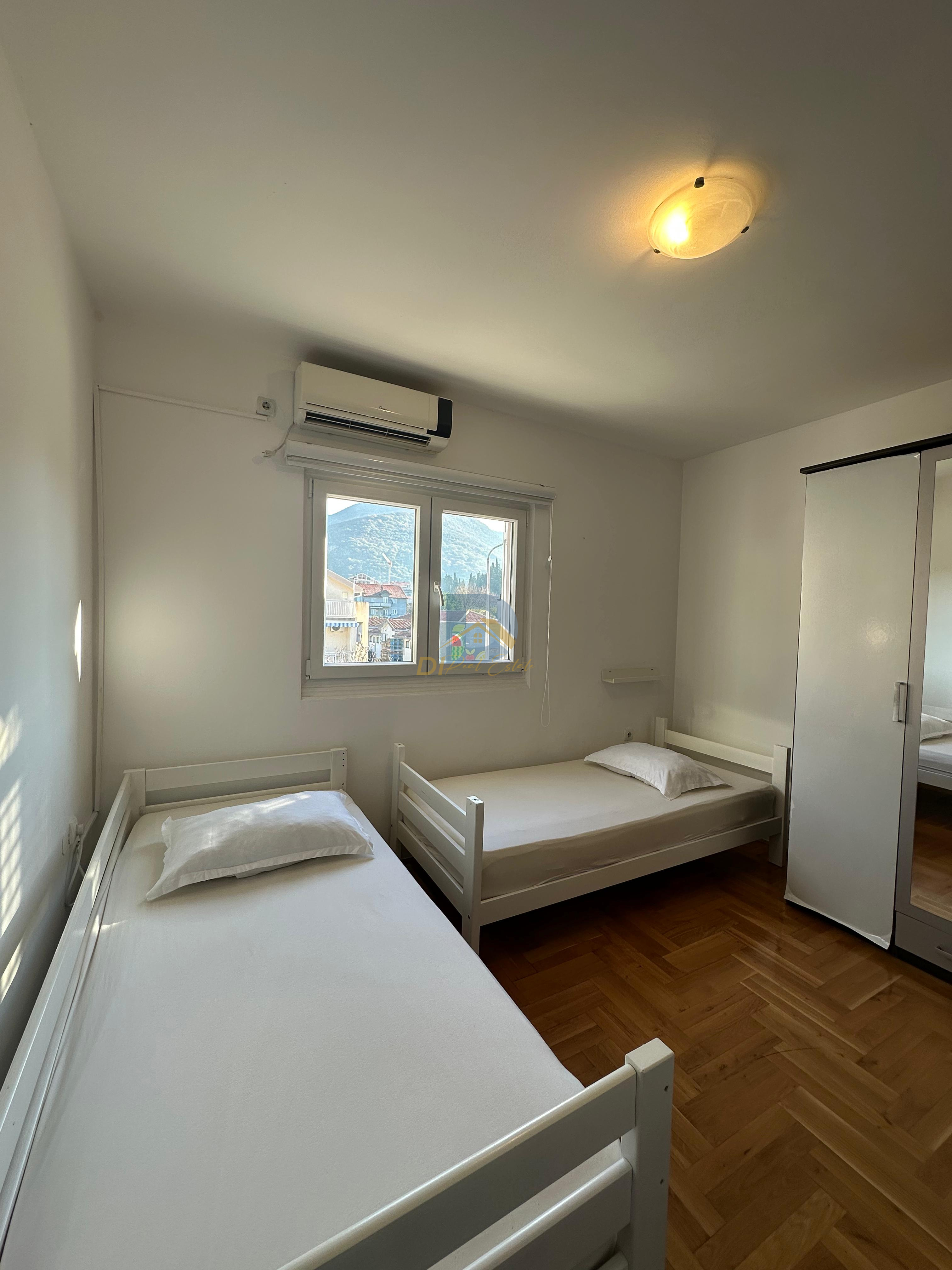 For Sale Two Bedroom Apartment - Resim 11