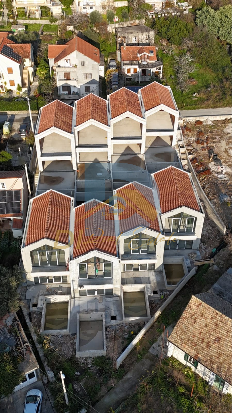 For Sale Three Bedroom Vila With Pool - Resim 1