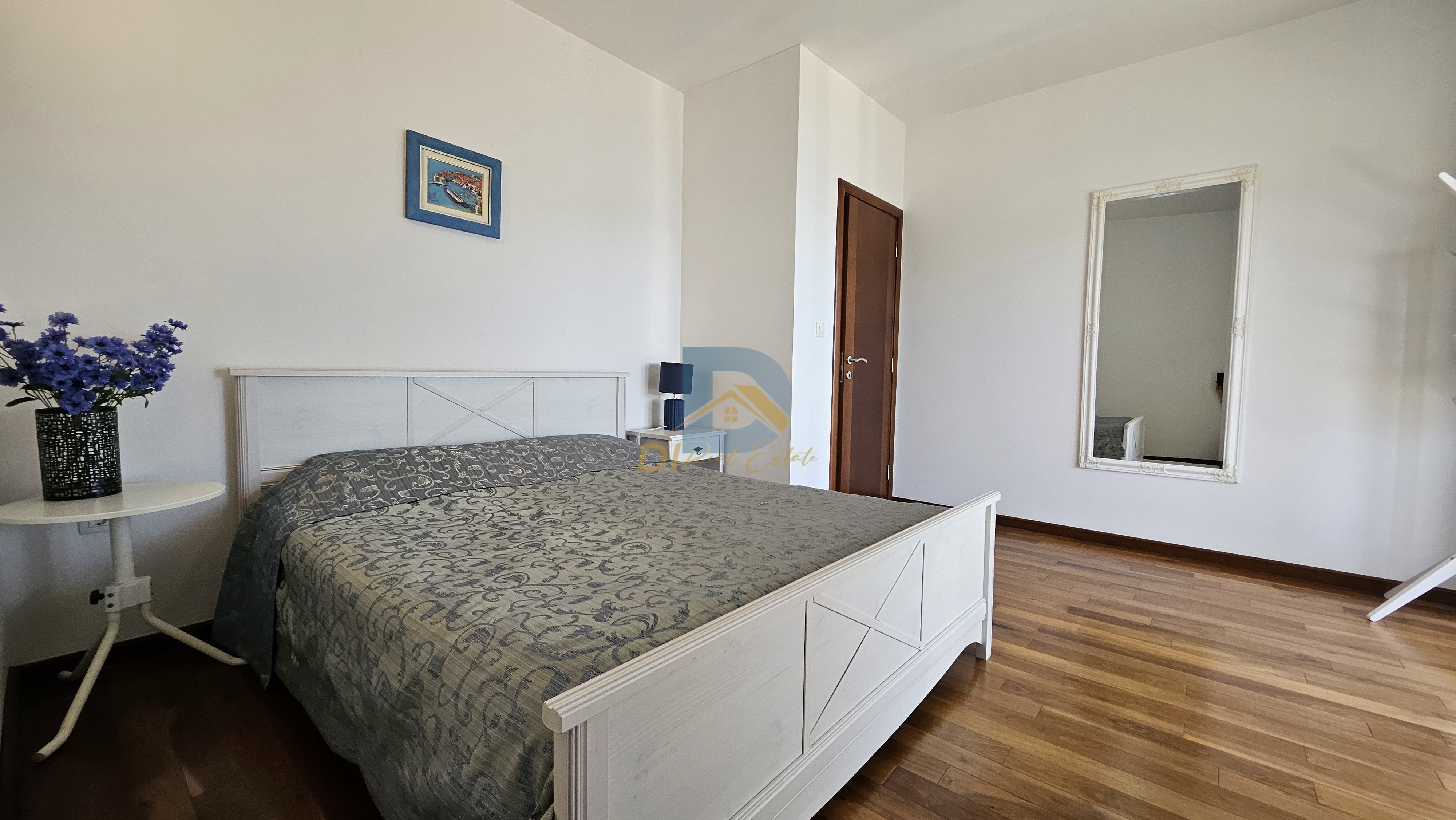 For Sale Two Bedroom Apartment - Resim 15