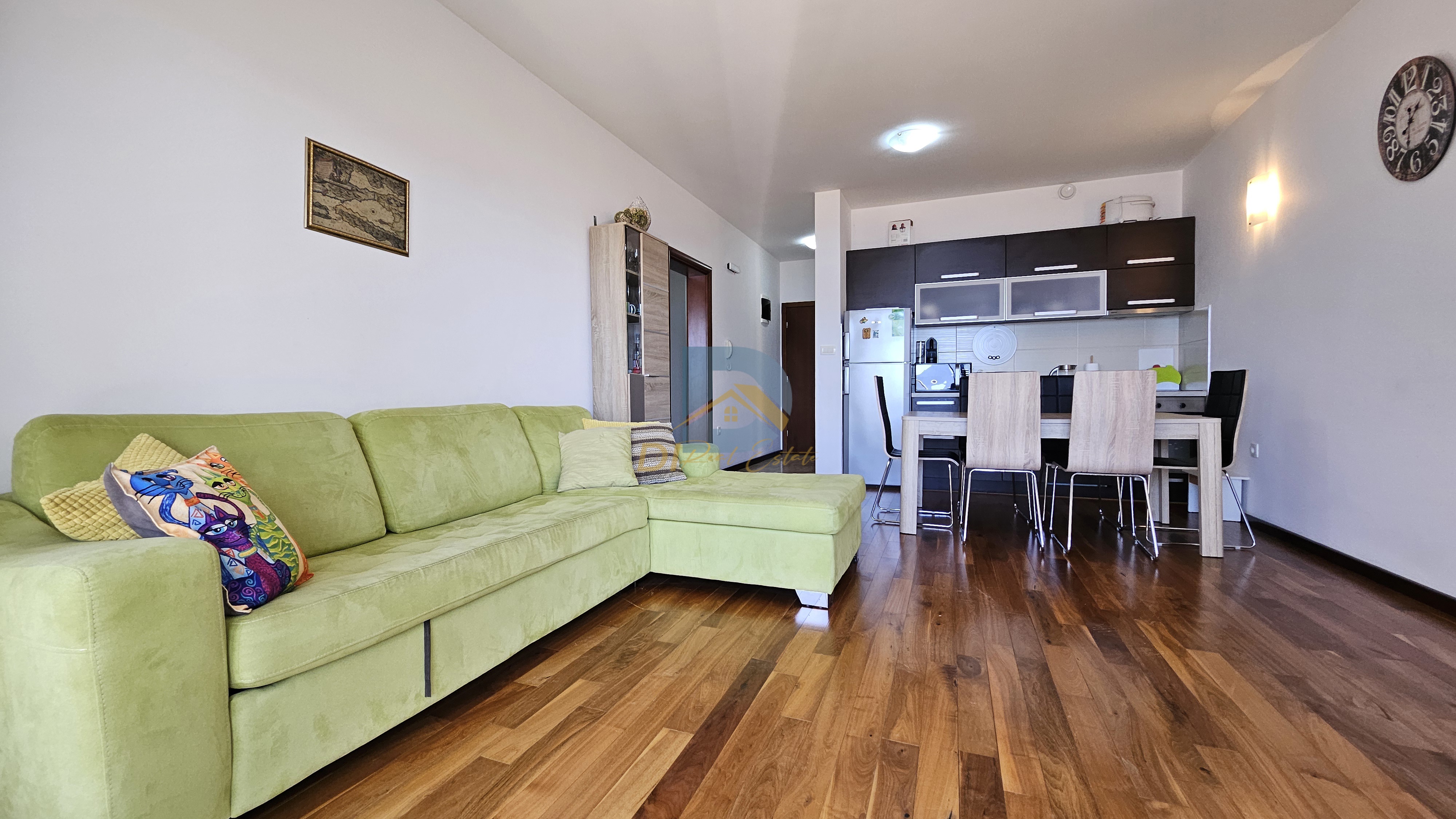 For Sale Two Bedroom Apartment - Resim 2