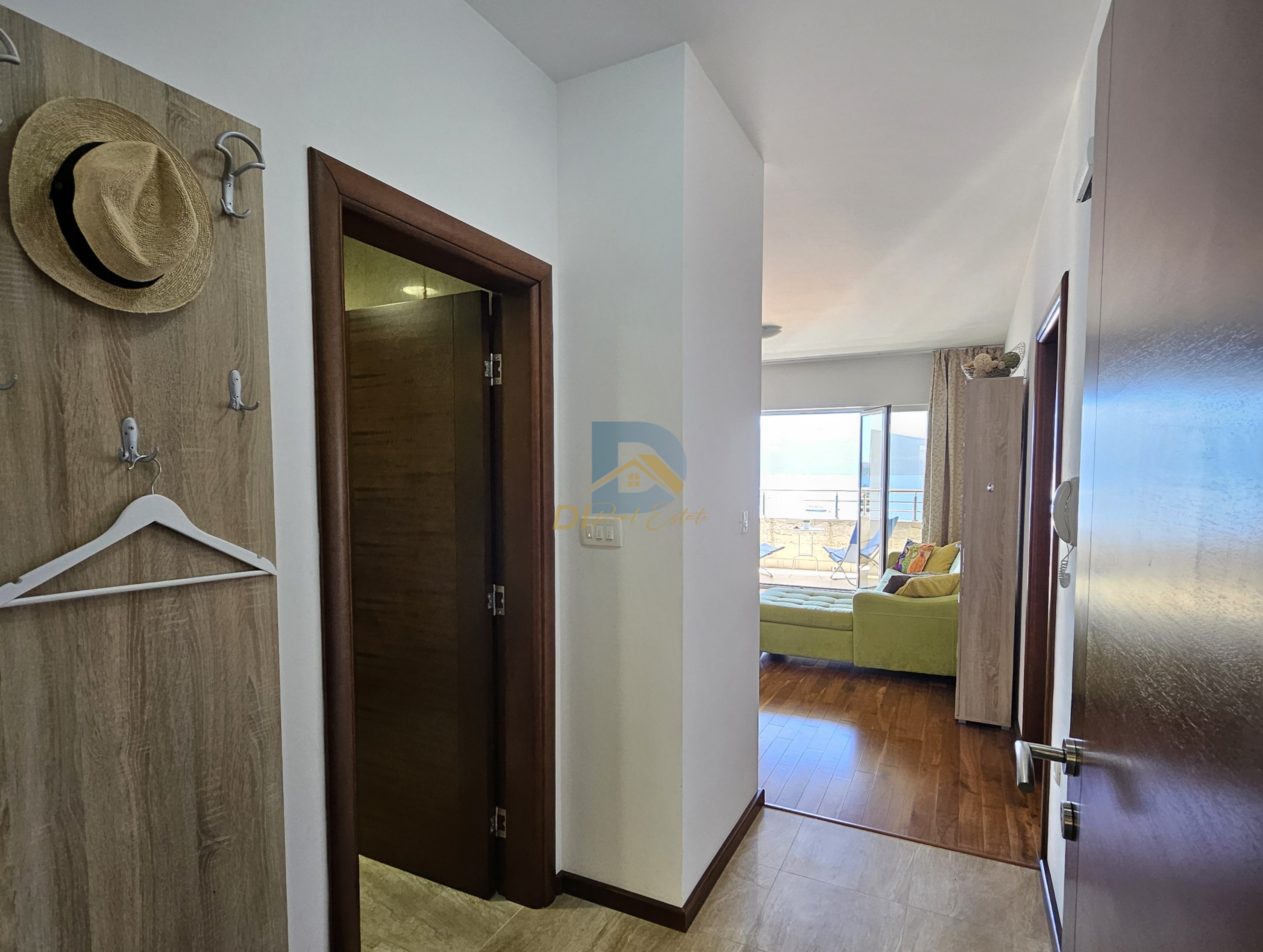 For Sale Two Bedroom Apartment - Resim 5