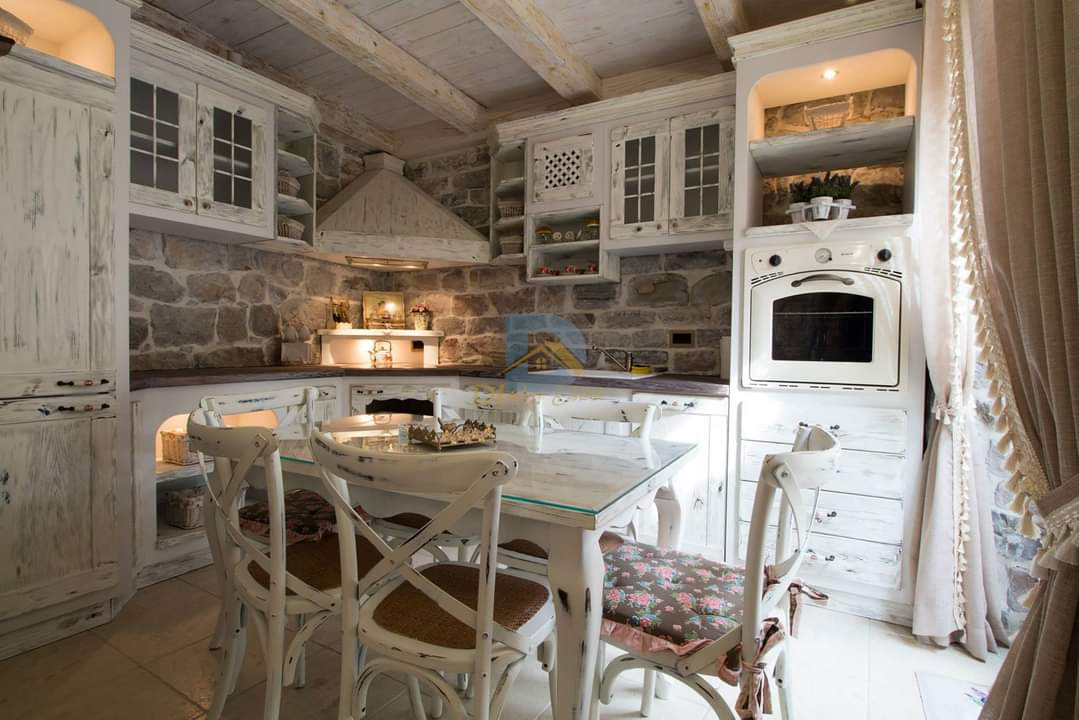 For Sale Three Bedroom Near Sea Vila - Resim 6