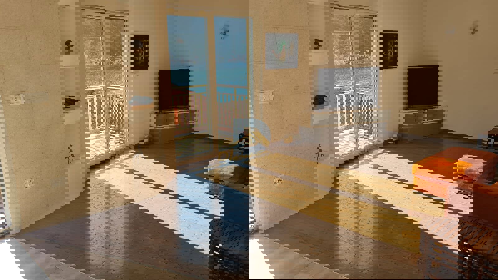 For Sale Three Bedroom Apartment - Resim 2