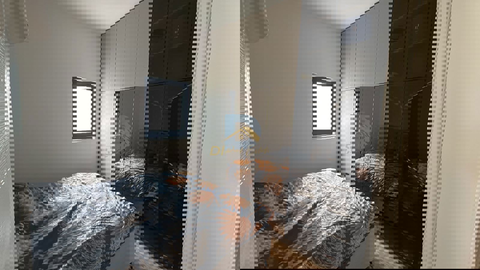 For Sale Three Bedroom Apartment - Resim 10