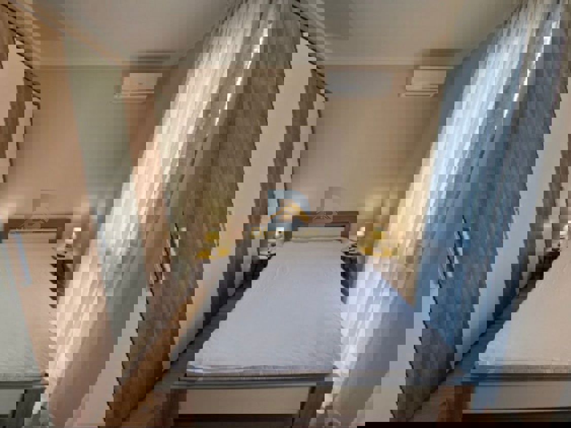 One-Bedroom Apartment for Rent | Donja Lastva, Tivat - Resim 3