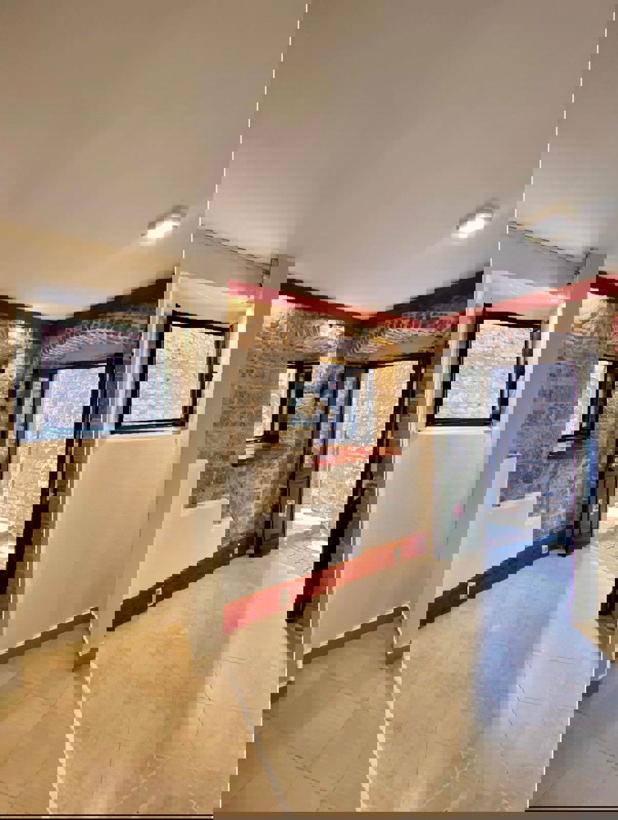 Commercial Space for Rent | Kotor Old Town - Resim 7