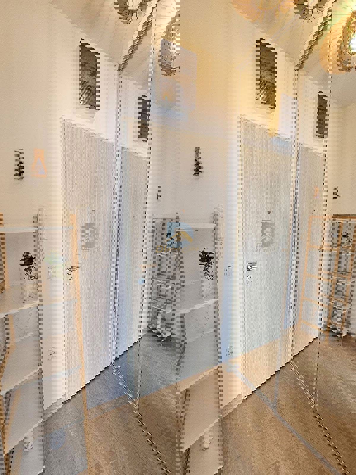 Apartment for Rent | Dobrota Kotor - Resim 12