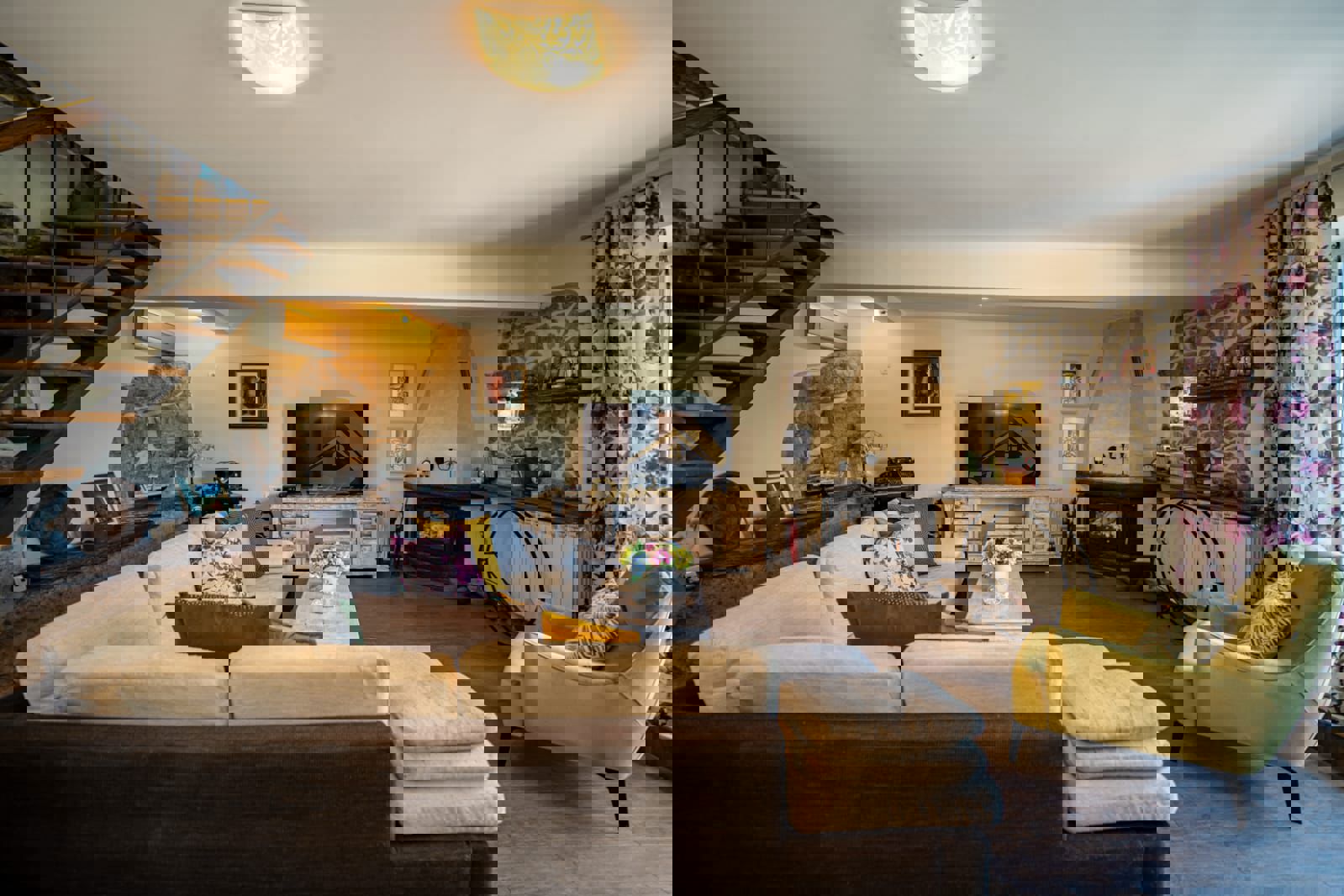 Villa for Rent | Milovici Tivat - Resim 2