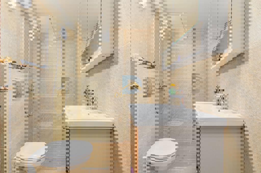 Two Bedroom Apartment for Rent | Centar, Tivat - Resim 11