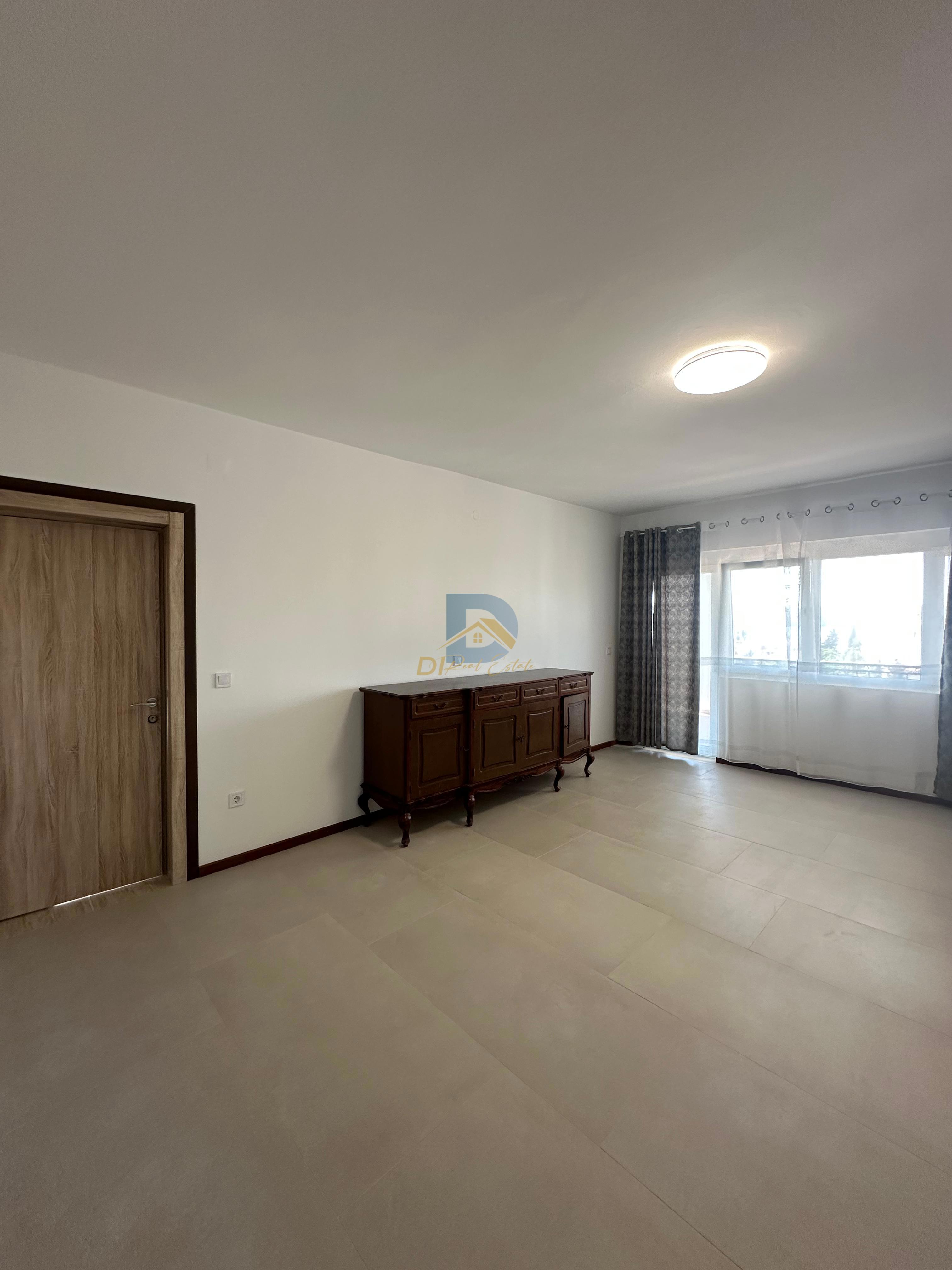 House for Sale | Centar, Tivat - Resim 1