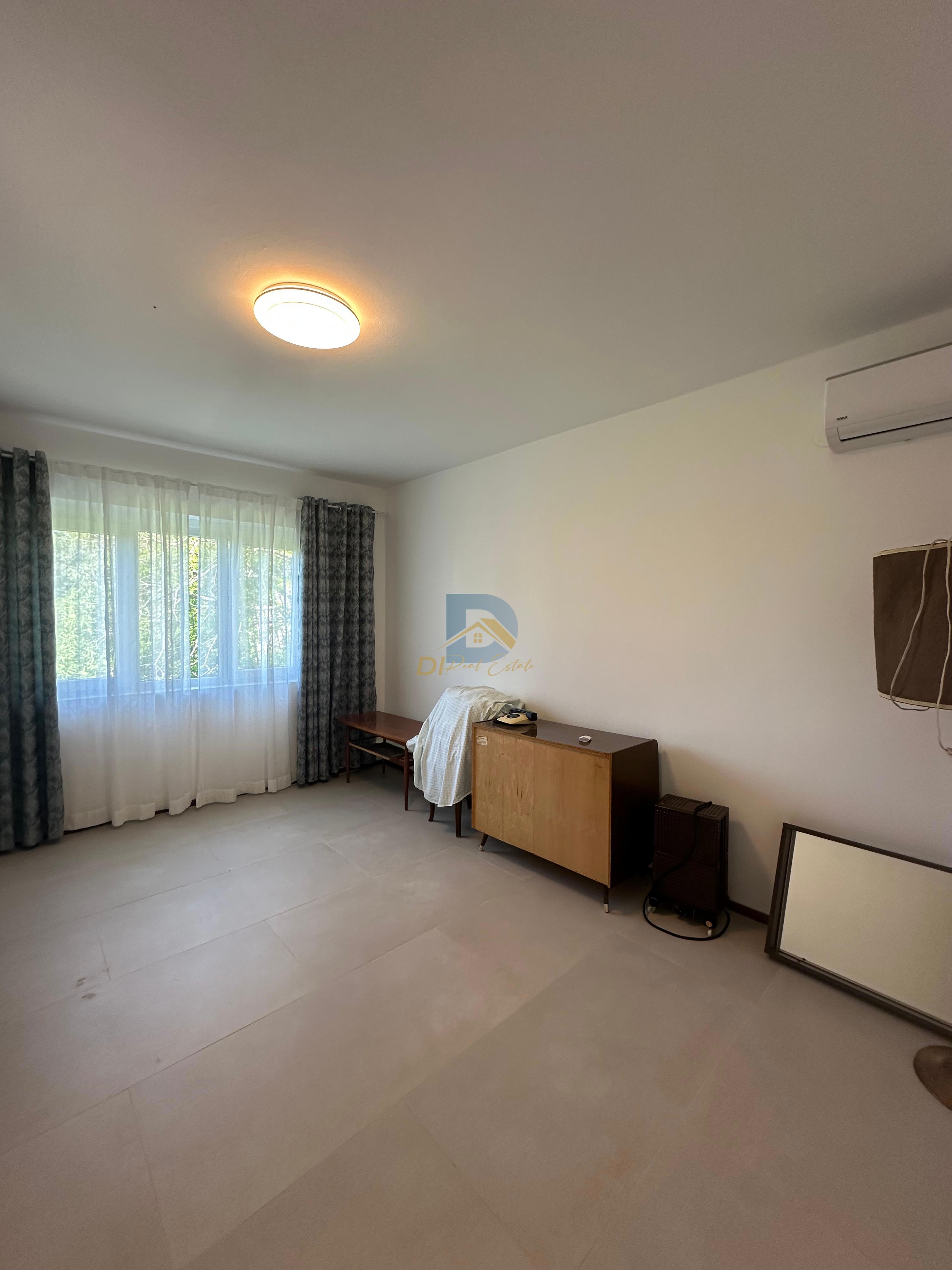 House for Sale | Centar, Tivat - Resim 2