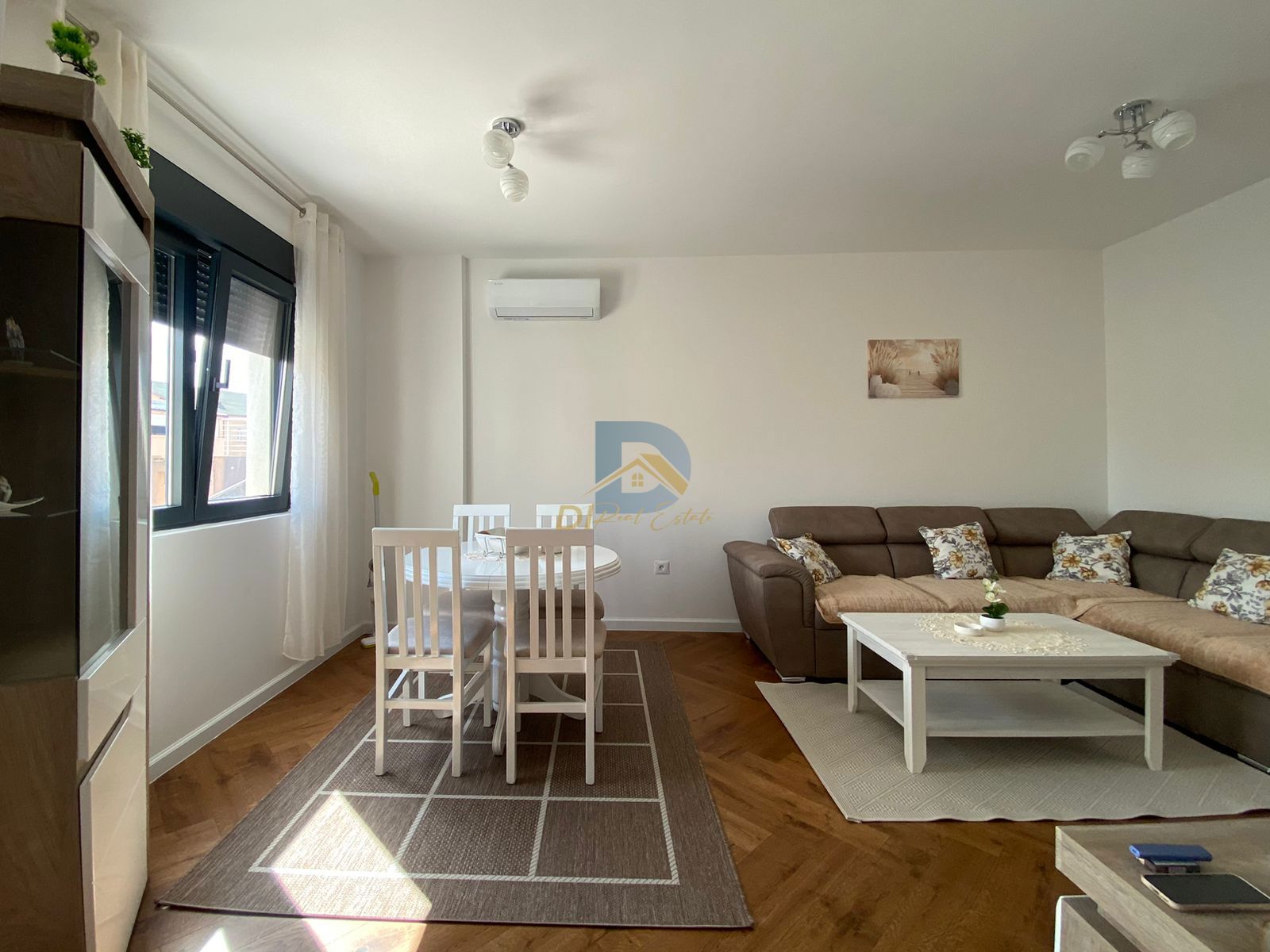 One Bedroom Apartment for Rent | Kava, Tivat - Resim 4