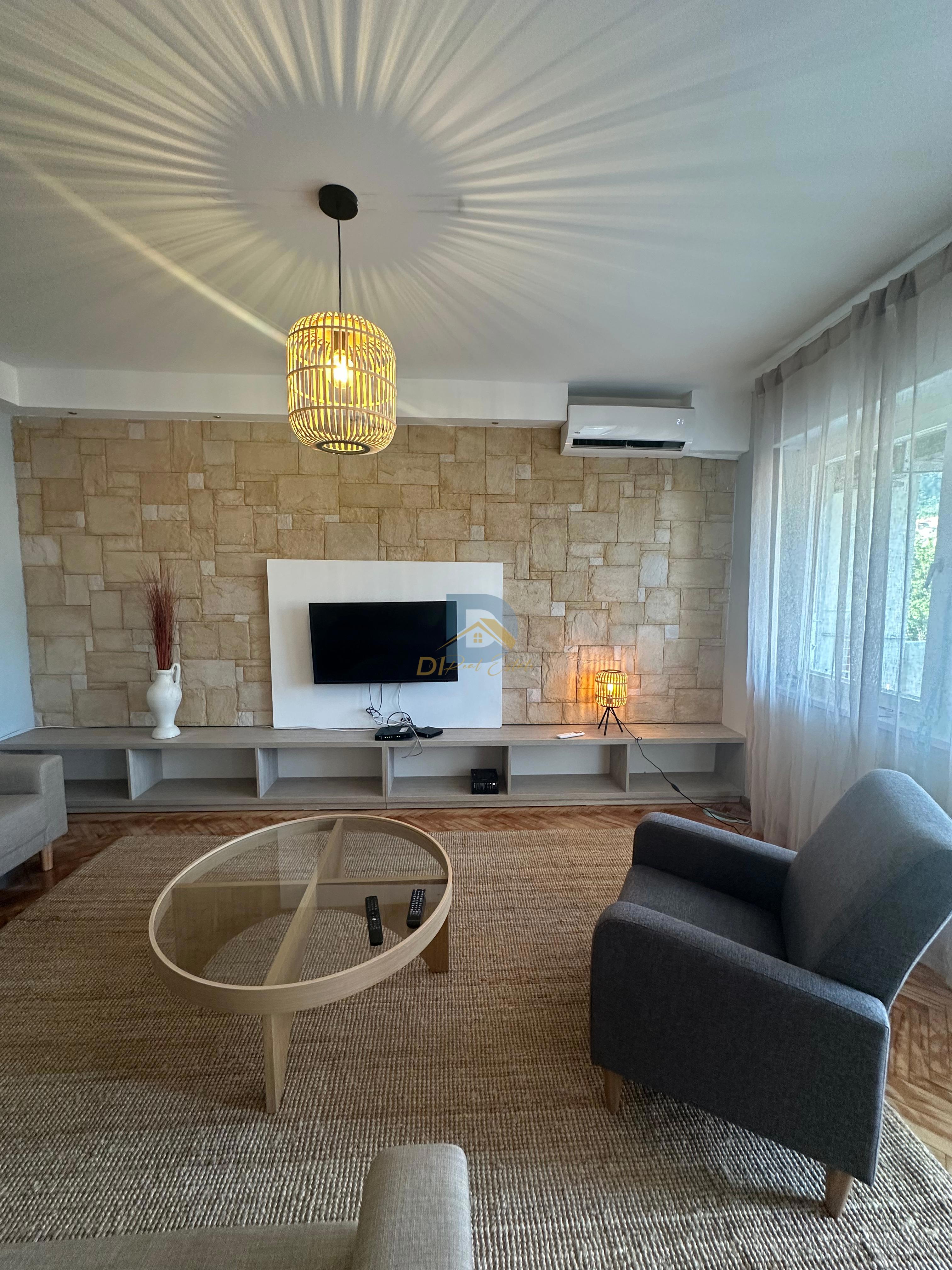 Apartment for Rent | Centar, Tivat - Resim 1