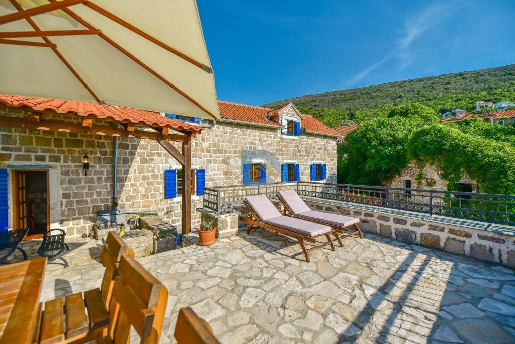Villa for Rent | Krasici Tivat - Resim 13
