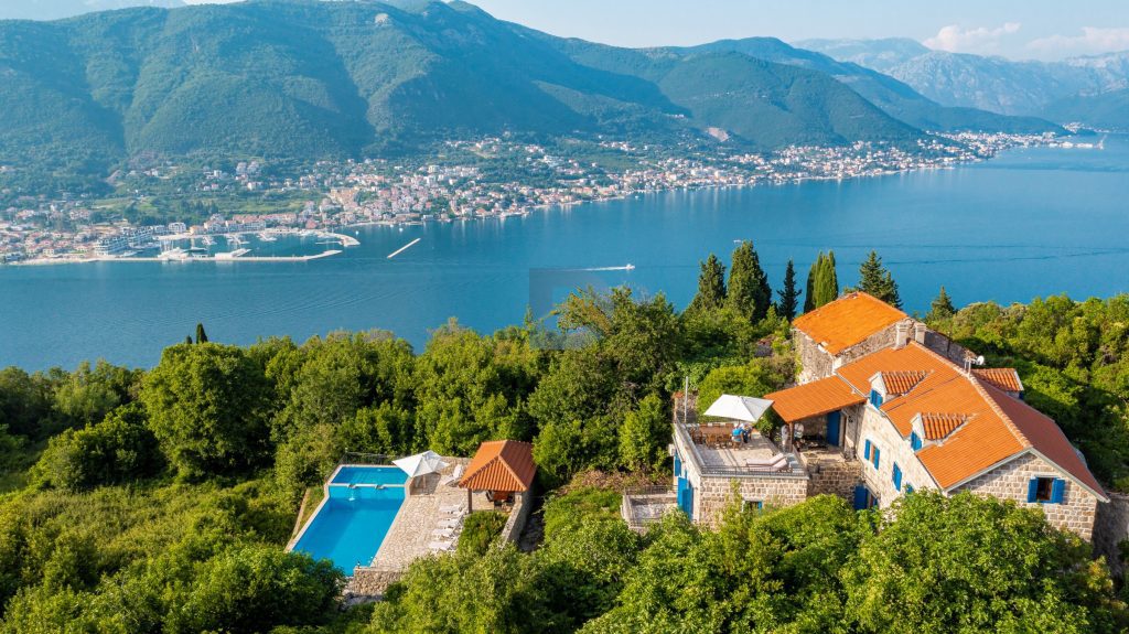 Villa for Rent | Krasici Tivat - Resim 21