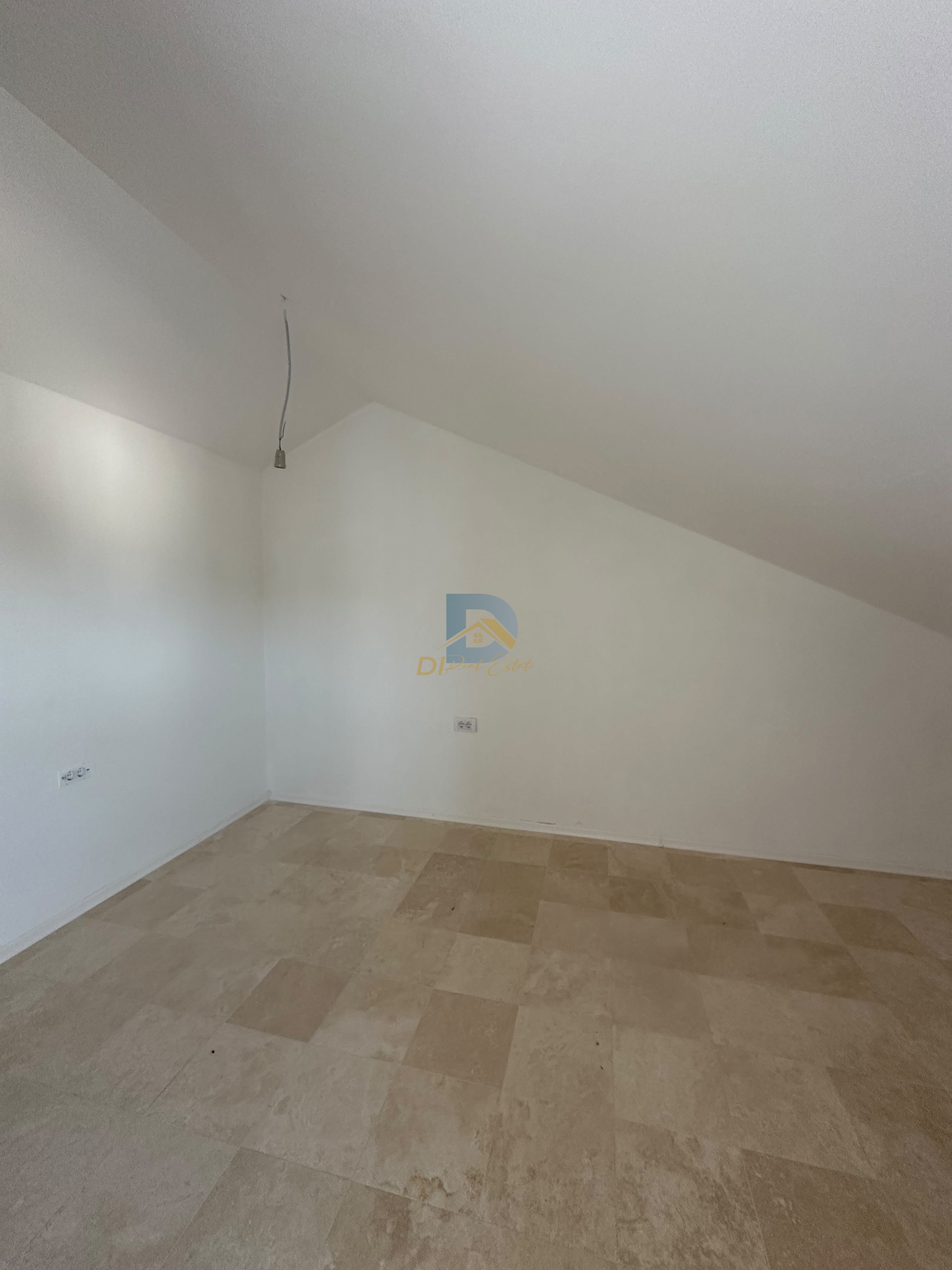 House for Sale | Ljesevici Kotor - Resim 5