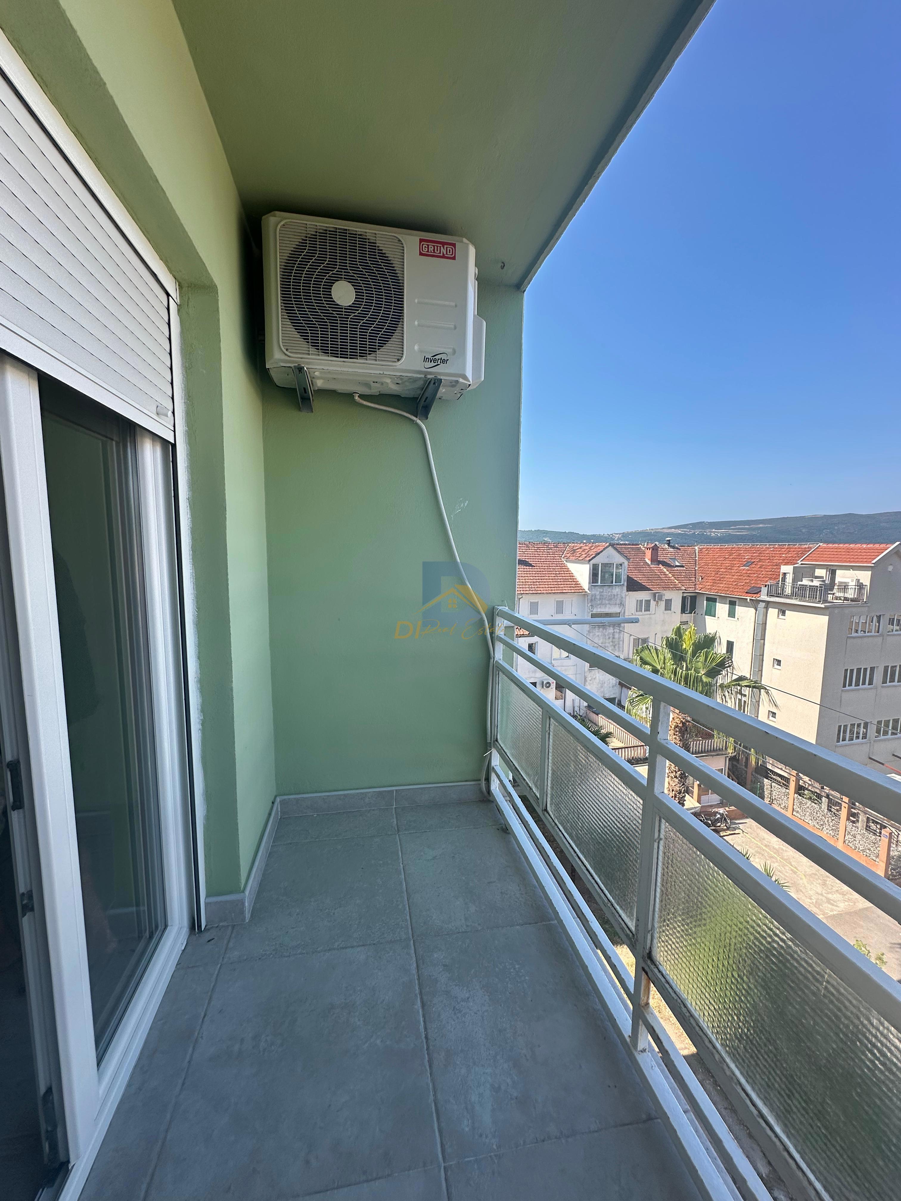 Apartment for Rent | Centar Tivat - Resim 19