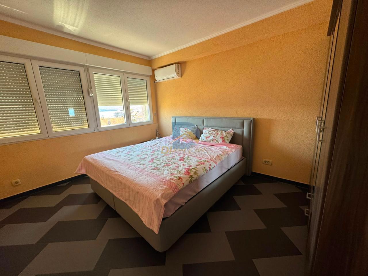 Apartment for Rent | Centar Tivat - Resim 4