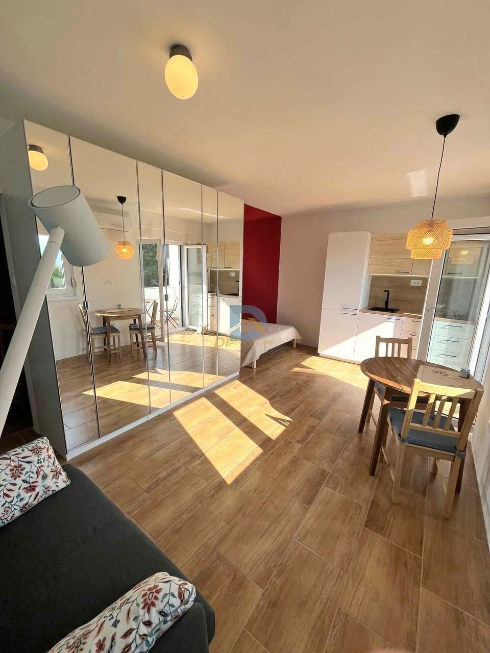 Studio for Sale | Tripovici Tivat - Resim 1