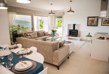Villa for Rent | Gornja Lastva Tivat - Resim 1