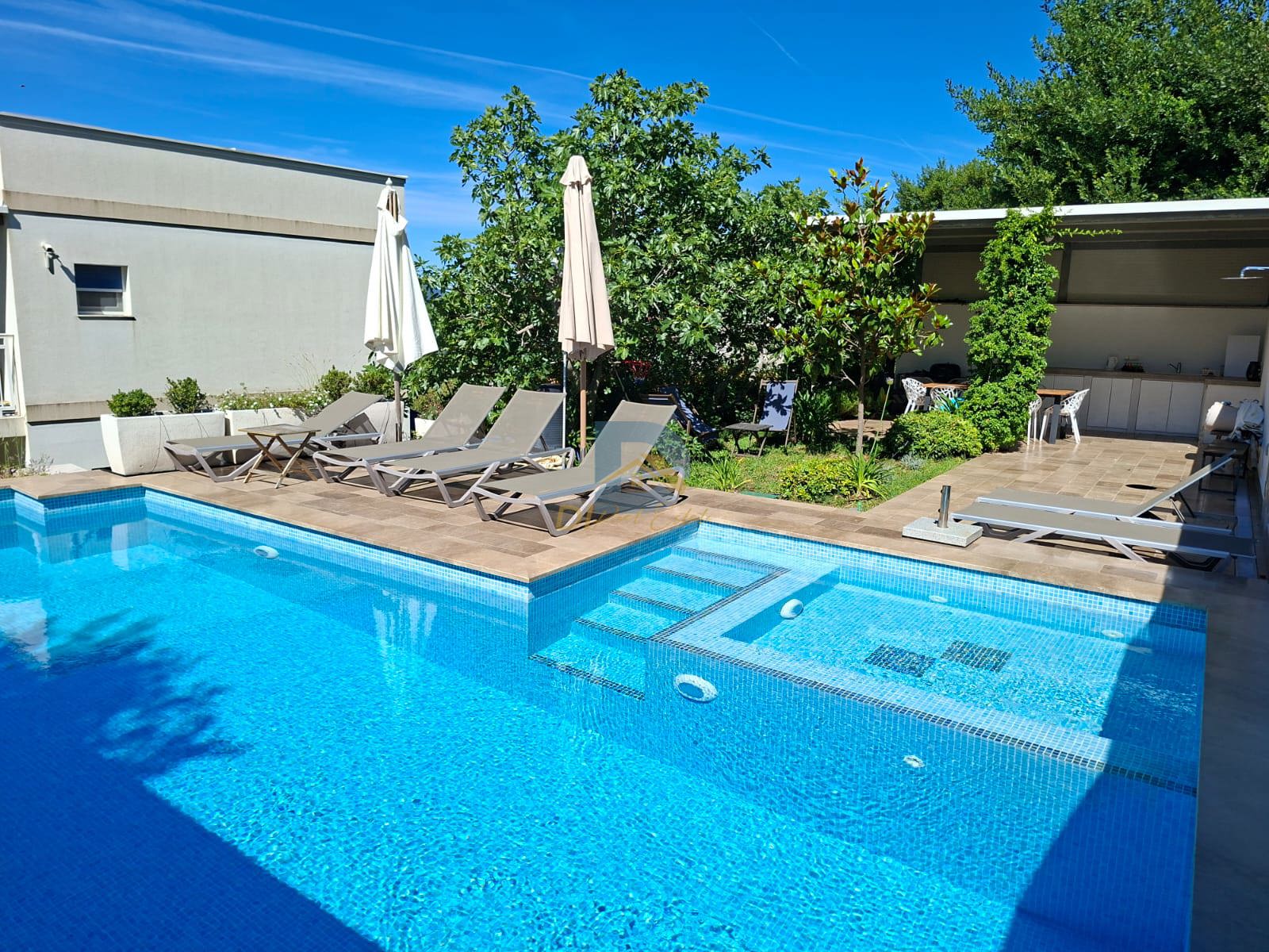 Villa for Rent | Gornja Lastva Tivat - Resim 17