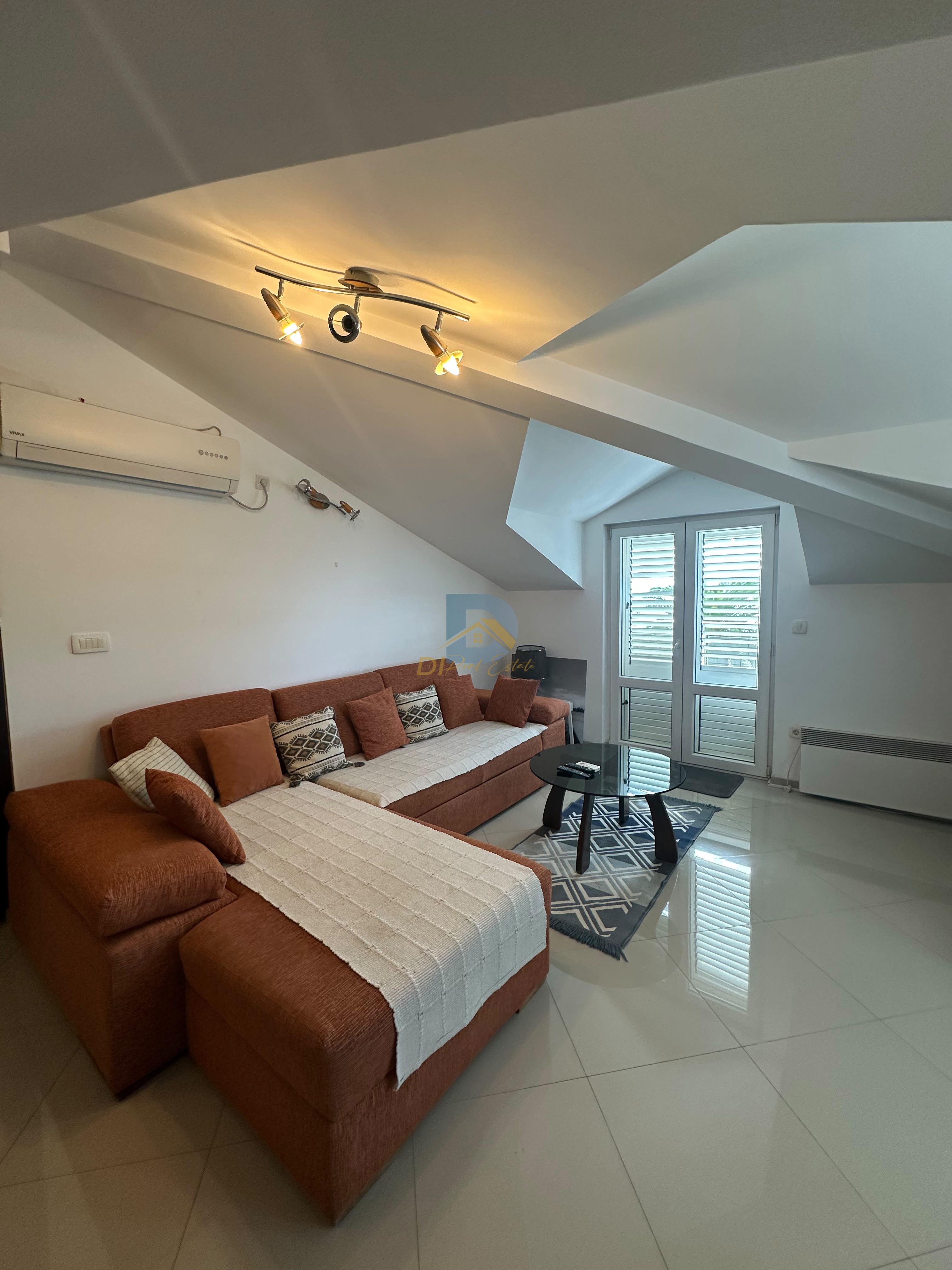 Apartment for Rent | Centar Tivat - Resim 1