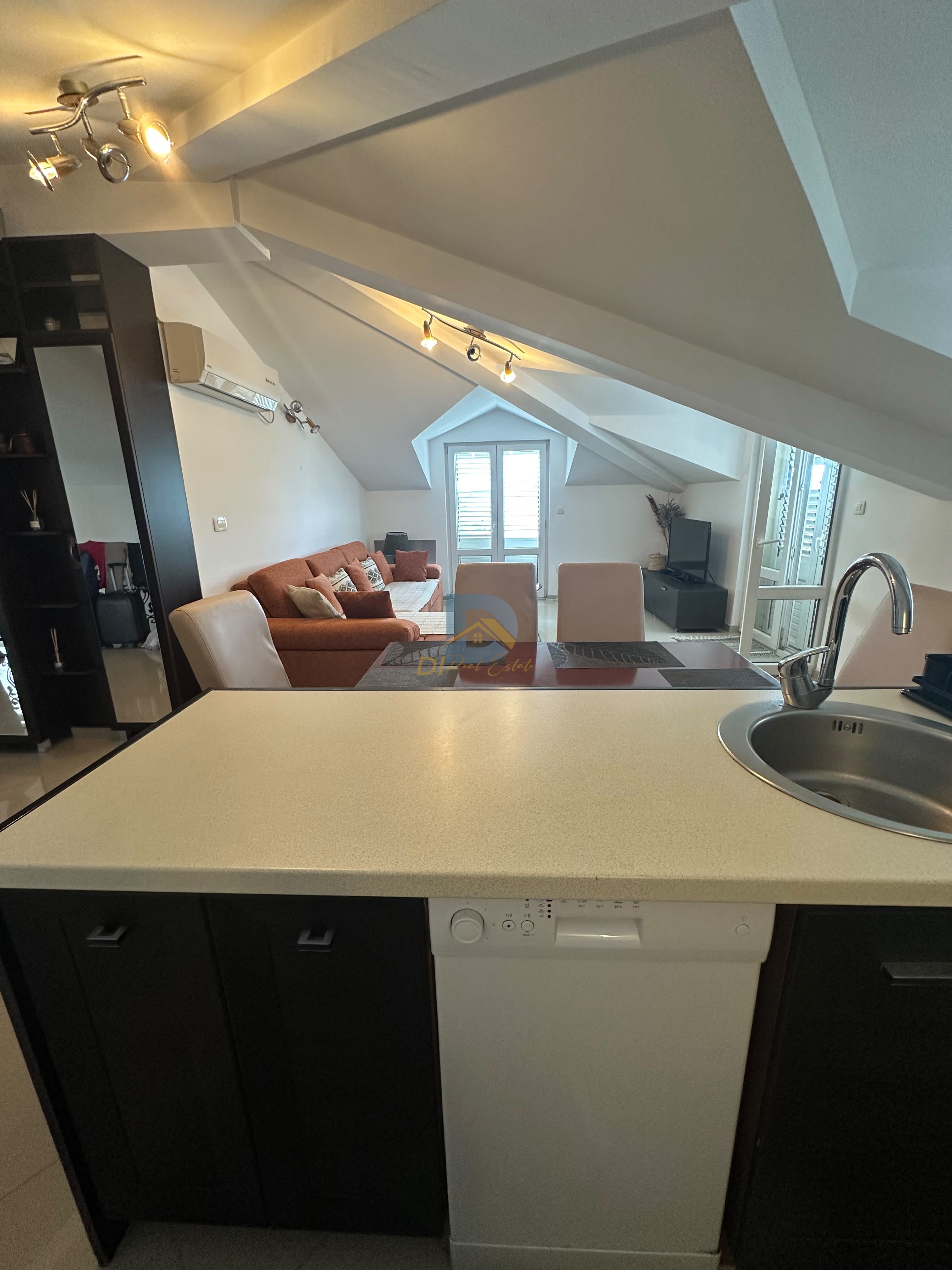 Apartment for Rent | Centar Tivat - Resim 6
