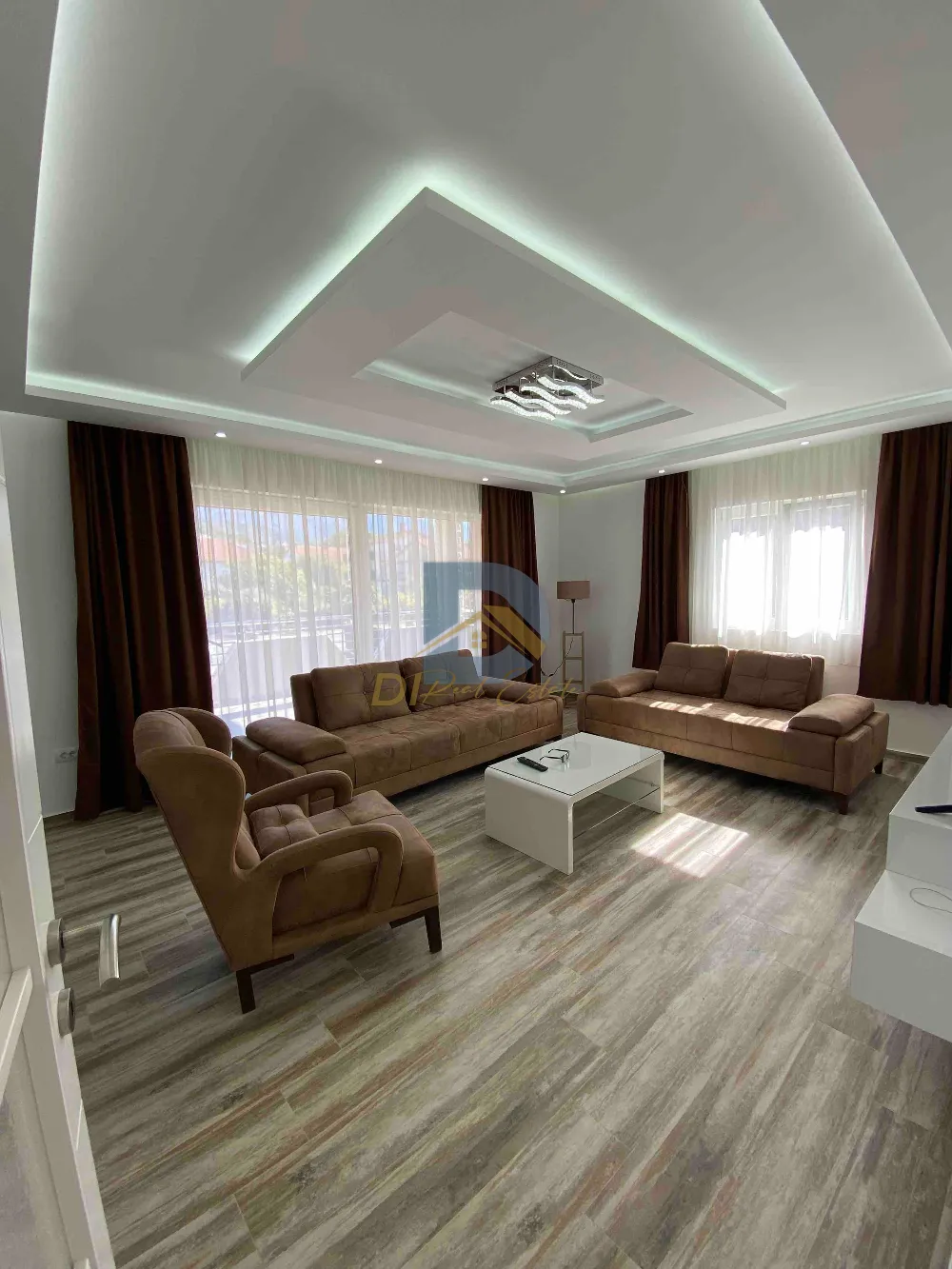 For Rent Three Bedroom Apartment