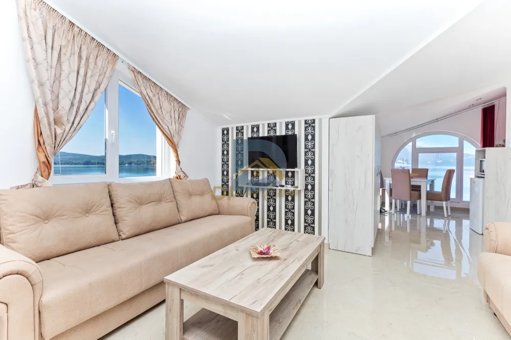 Appartamento con 1 camera da letto in affitto | Centro, Tivat