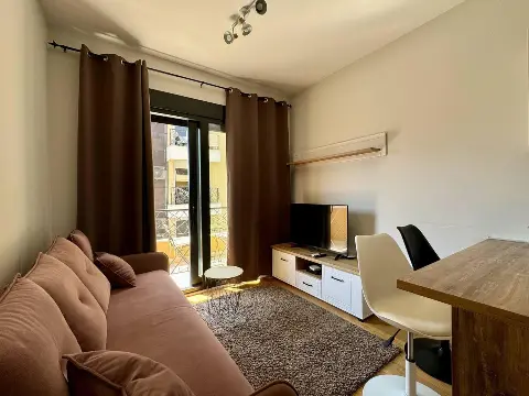 Stan sa jednom spavaćom sobom za izdavanje | Kalimanj, Tivat