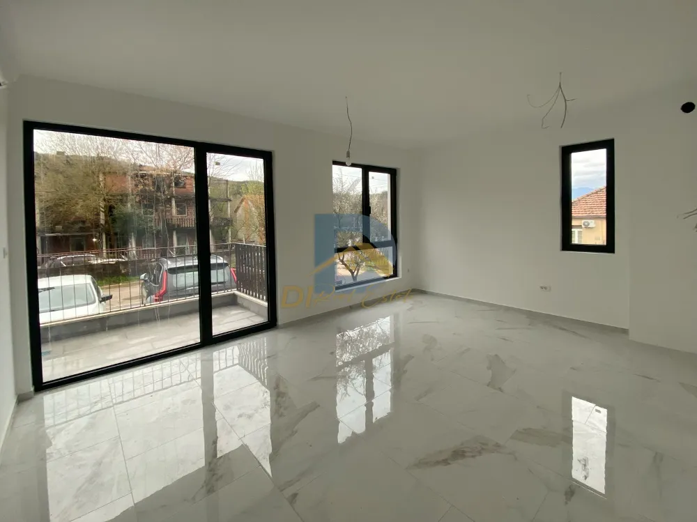 One Bedroom Apartment
