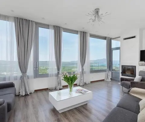 Villa à vendre | Kavač, Kotor
