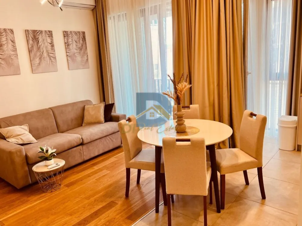 Stan sa jednom spavaćom sobom za izdavanje | Centar, Tivat
