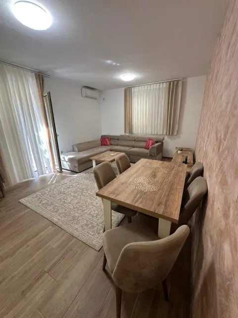 Stan sa dvije spavaće sobe za izdavanje | Seljanovo, Tivat