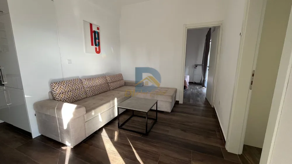 Stan sa dvije spavaće sobe za izdavanje | Kalimanj, Tivat