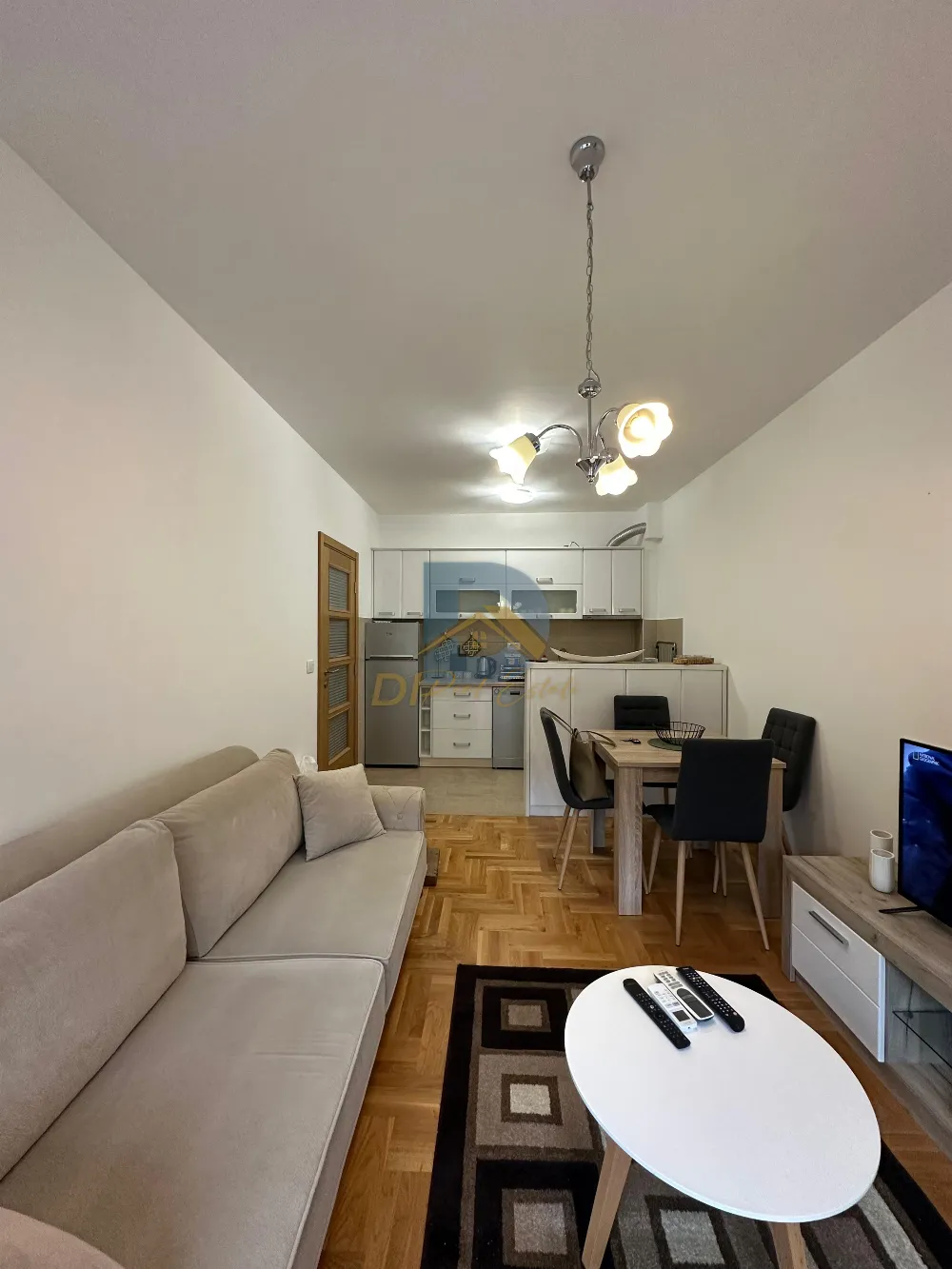 Appartamento con 1 camera da letto in affitto | Kalimanj, Tivat