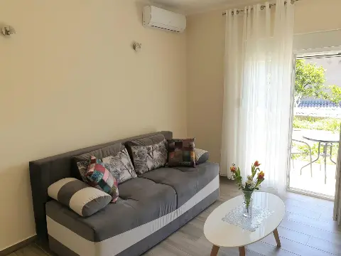Stan sa jednom spavaćom sobom za izdavanje | Seljanovo, Tivat
