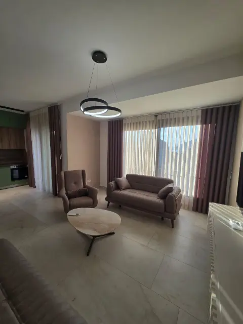 Stan sa dvije spavaće sobe za izdavanje | Pod Kuk, Tivat
