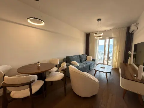Stan sa jednom spavaćom sobom za izdavanje | Donja Lastva, Tivat