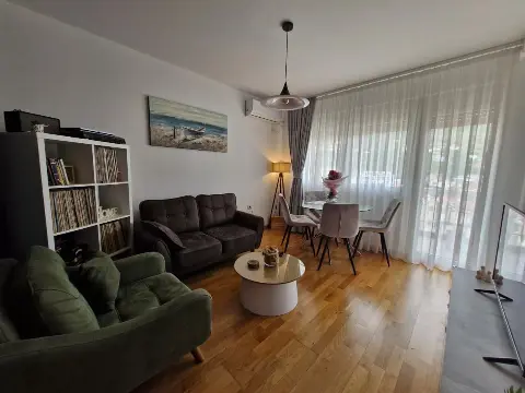 Appartamento con 1 camera da letto in vendita | Centro, Tivat