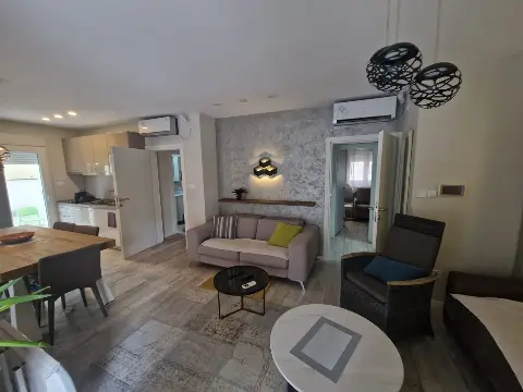 Kiralık 2+1 Daire | Merkez, Tivat