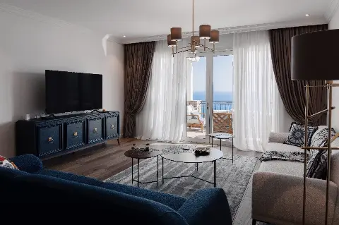 Stan sa tri spavaće sobe za izdavanje | Luštica Bay, Tivat